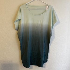 🌴Victoria’s Secret Oversized T-shirt🌴